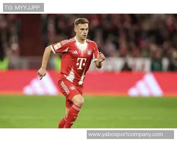 备战欧冠之路拜仁全队合练格纳布里基米希状态回暖